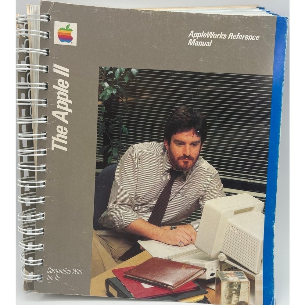 The Apple II AppleWorks‎ Reference Manual Vintage 1983 Apple
